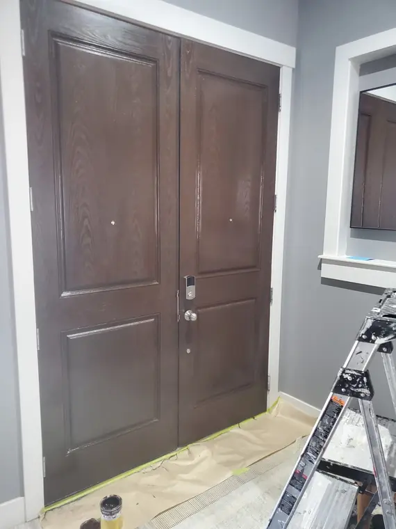 Paint and stucco finish detail by Life Saver Painting in Calgary, AB